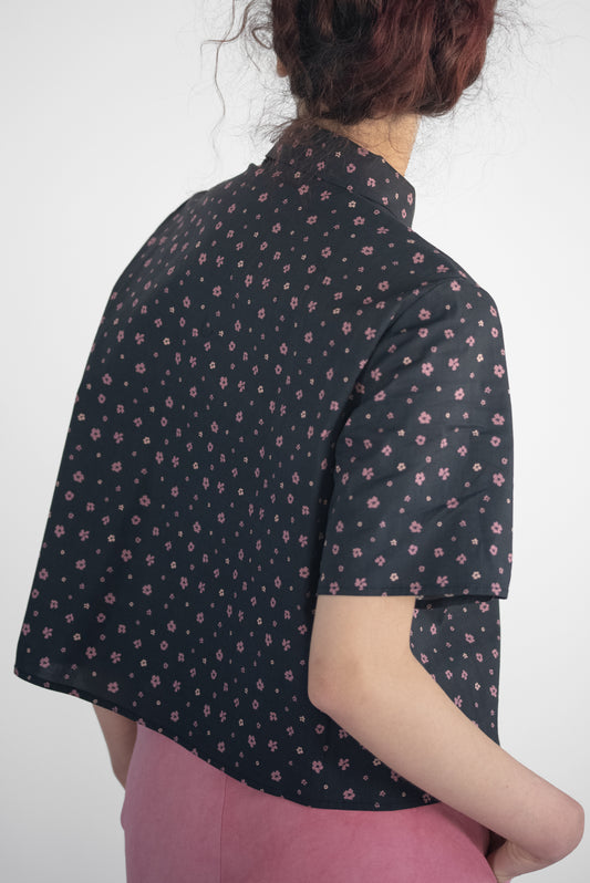 Camicia crop-top in cotone stampato